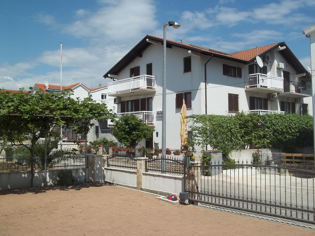 Apartments Ars Vivendi Trogir Habitación foto